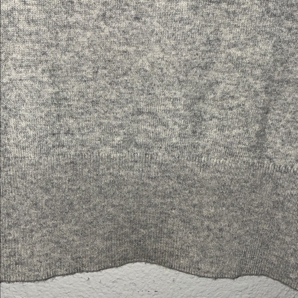 Brooks Brothers Light Gray Cashmere Sweater Vest round neck - Picture 6 of 6